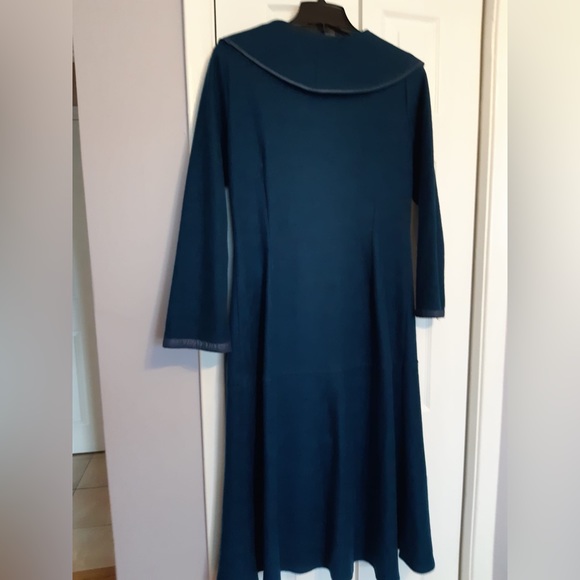 Blue coat - Picture 2 of 2